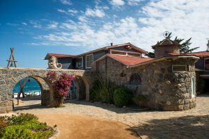 Casa Pablo Neruda