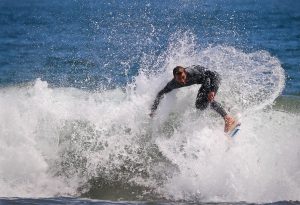 Surfear y turismo en Quintero y Puchuncavi