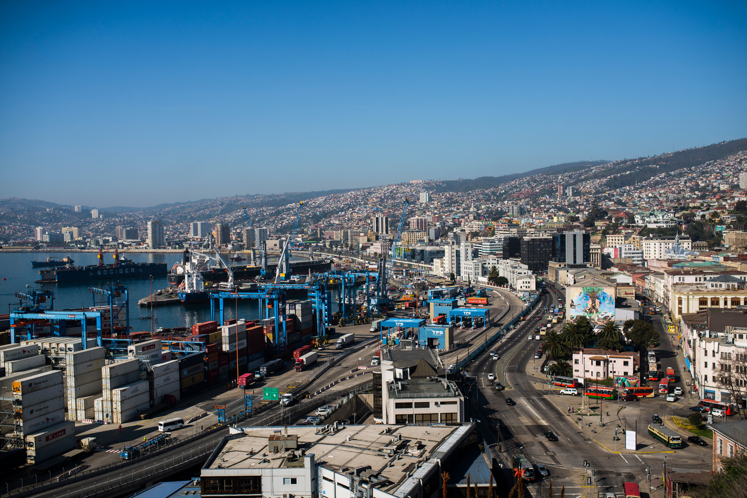 Electrizar En el piso Tomar un baño Barrio Puerto de Valparaíso - Chile es TUYO