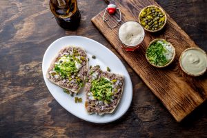 Imagen de una plato con crudo de Valdivia