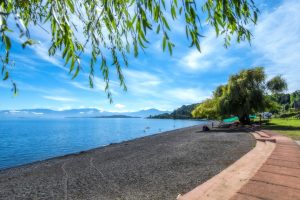 Vista panorámica al Lago Ranco