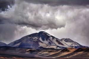 Vista del volcán Ojos del Salado