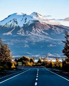 Vista desde la carretera al volcán Calbuco.