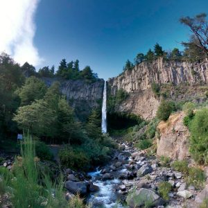 Salto Las Chilcas en el Parque Nacional Laguna Laja