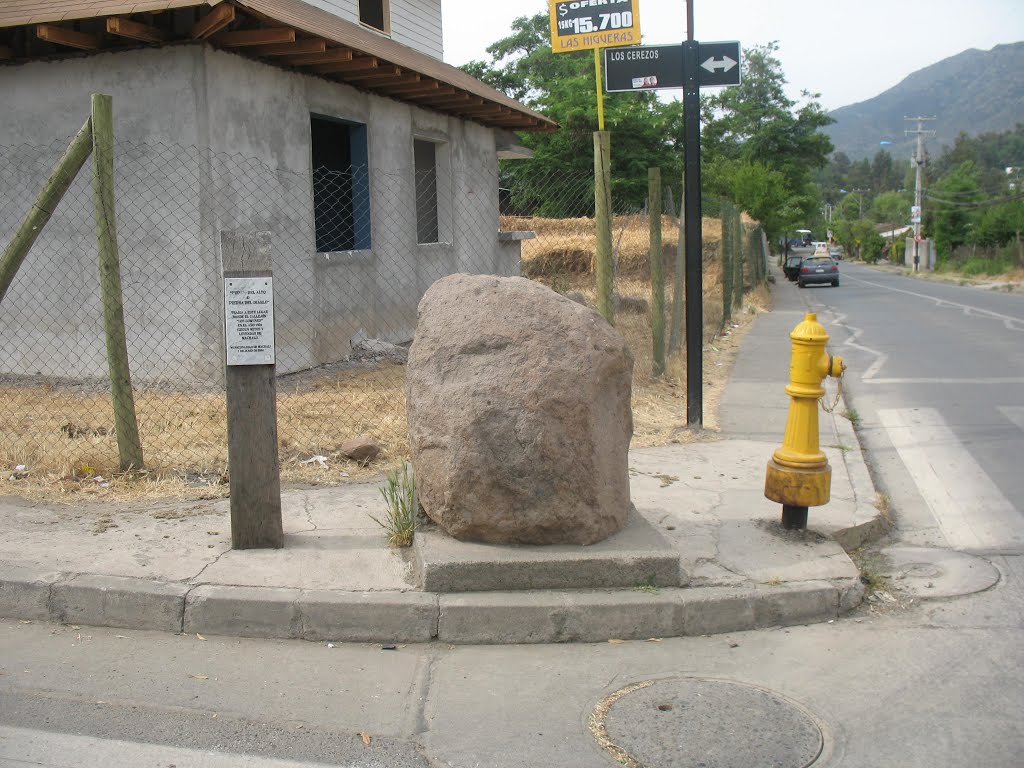 Lugares embrujados de Chile, piedra del diablo