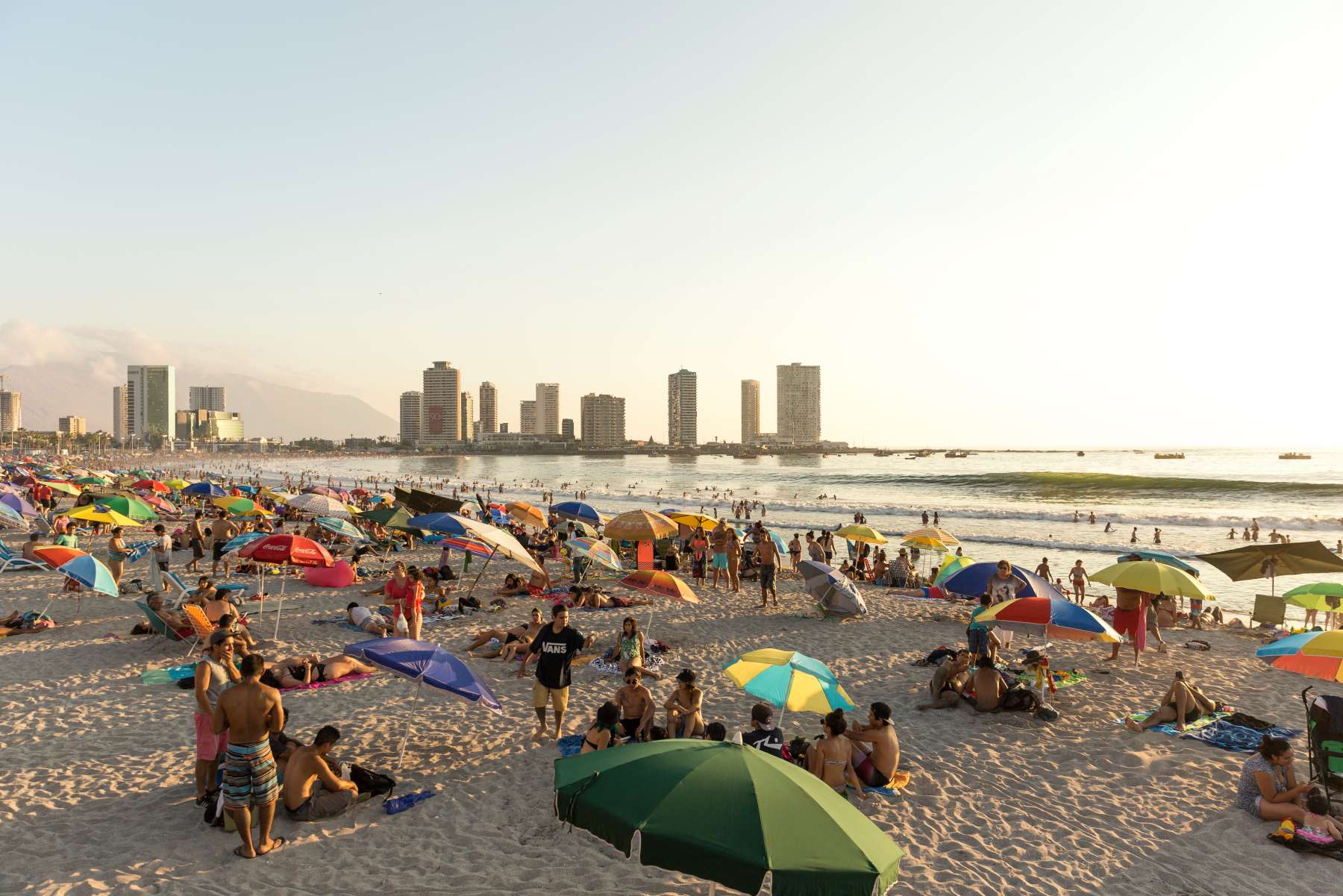 ¿Playa o montaña? Iquique entrega argumentos para ir al primero.