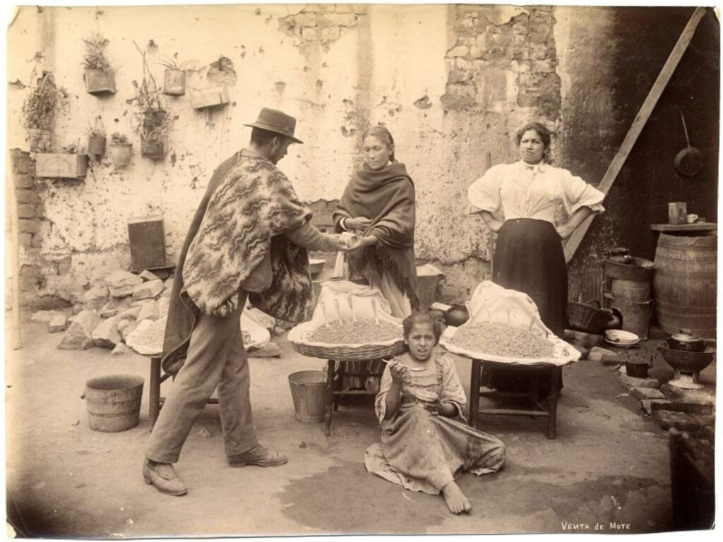 Foto de un motero. La fotografía es de la Colección Teodoro Kuhlmann, del Museo de Historia Natural de Valparaíso