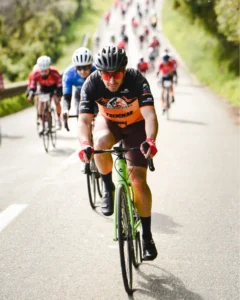 Competidores en el Giro del Lago Llanquihue.